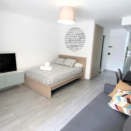 Estudio 19 Minerva Apartamentos-piscina365-playa-wifi